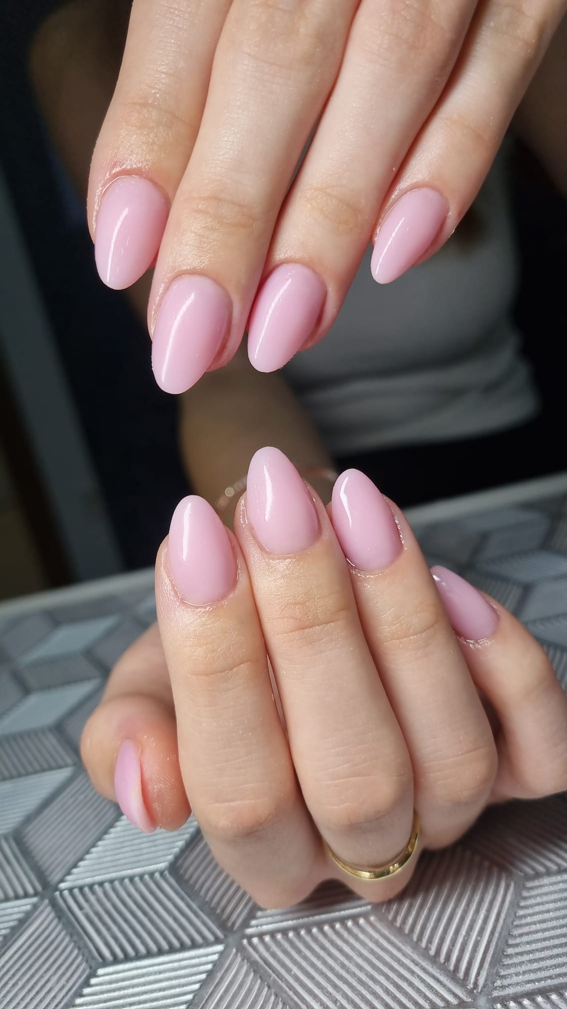 Gel nokti